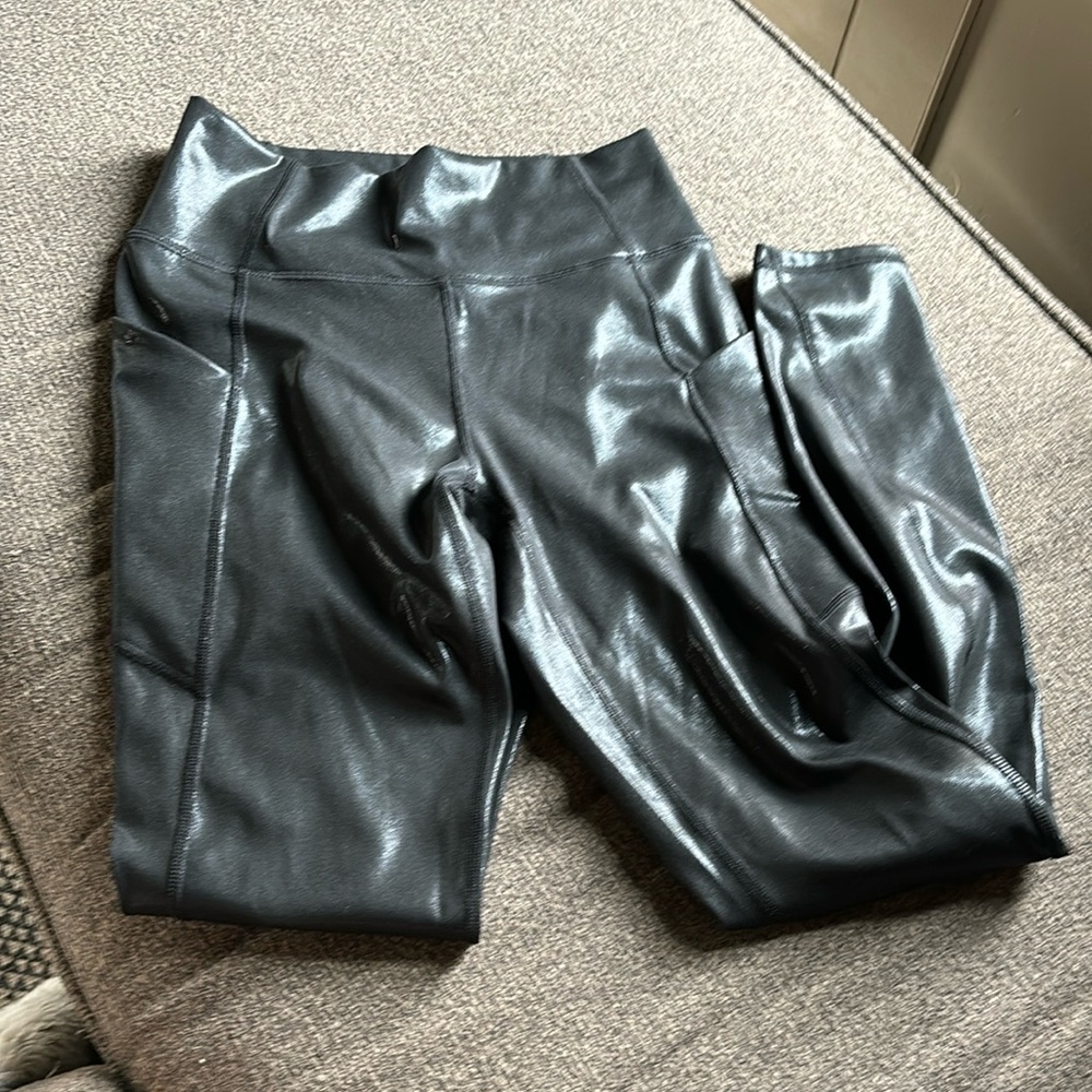 Fabletics leggings. Black shine color. Worn once